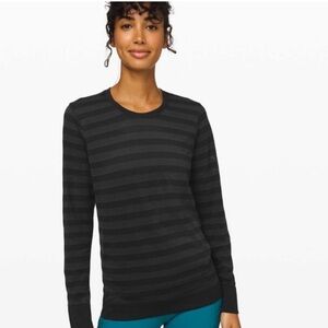 Lululemon Breeze By Long Sleeve Stripe in Black/Deep Coal